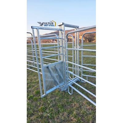 Poarta culisanta pentru culoar